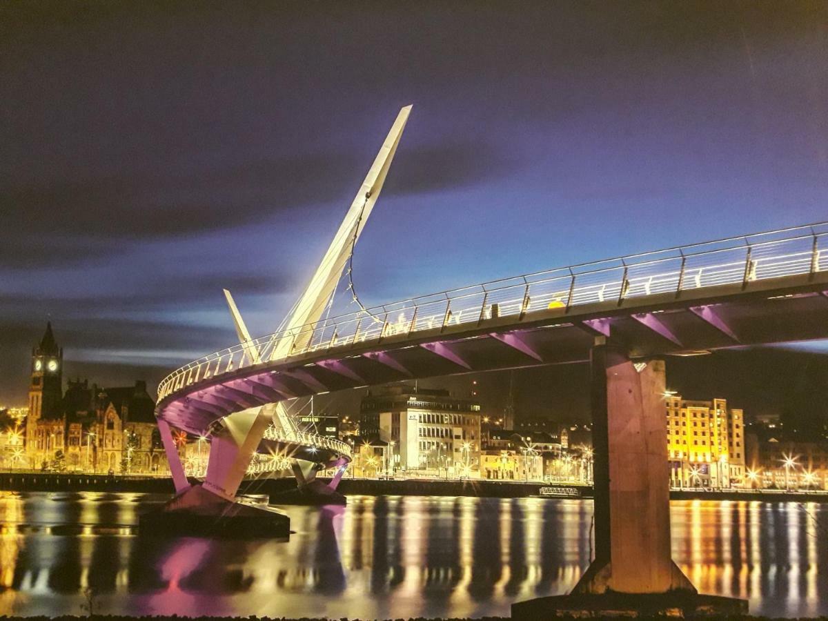 Bridge House Derry City Townhouse Central Free Parking Villa ภายนอก รูปภาพ