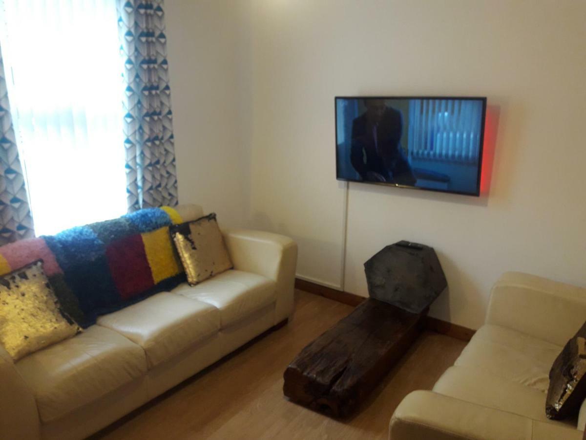 Bridge House Derry City Townhouse Central Free Parking Villa ภายนอก รูปภาพ